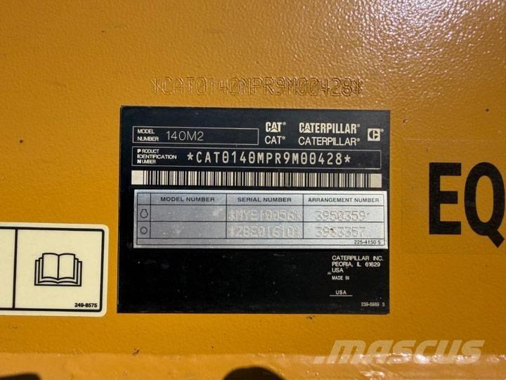 CAT 140 M 2 Grederji
