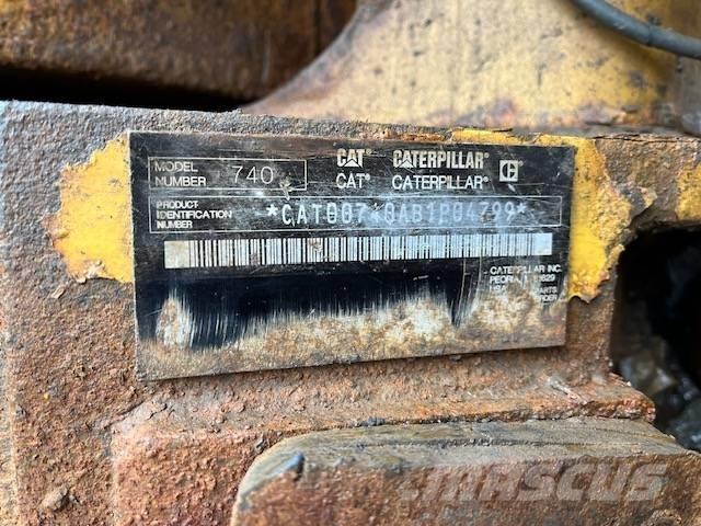 CAT 740 Zglobni demperji