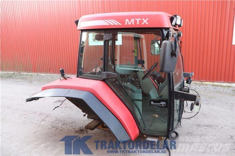 McCormick MTX 185 Kabine in notranjost