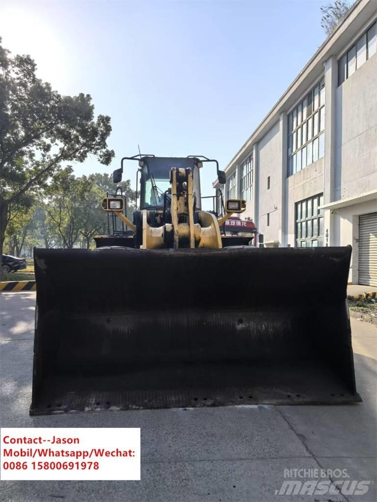 Komatsu WA 500-6 Kolesni nakladalci