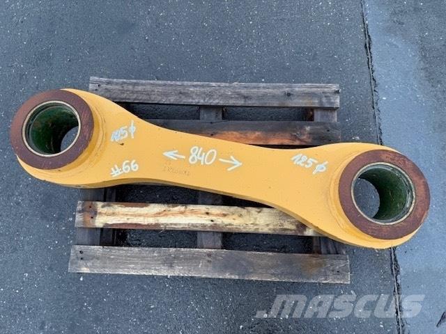 CNH BUCKET LINK Žlice