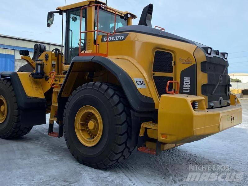 Volvo L 180 H-Ref.20 Kolesni nakladalci