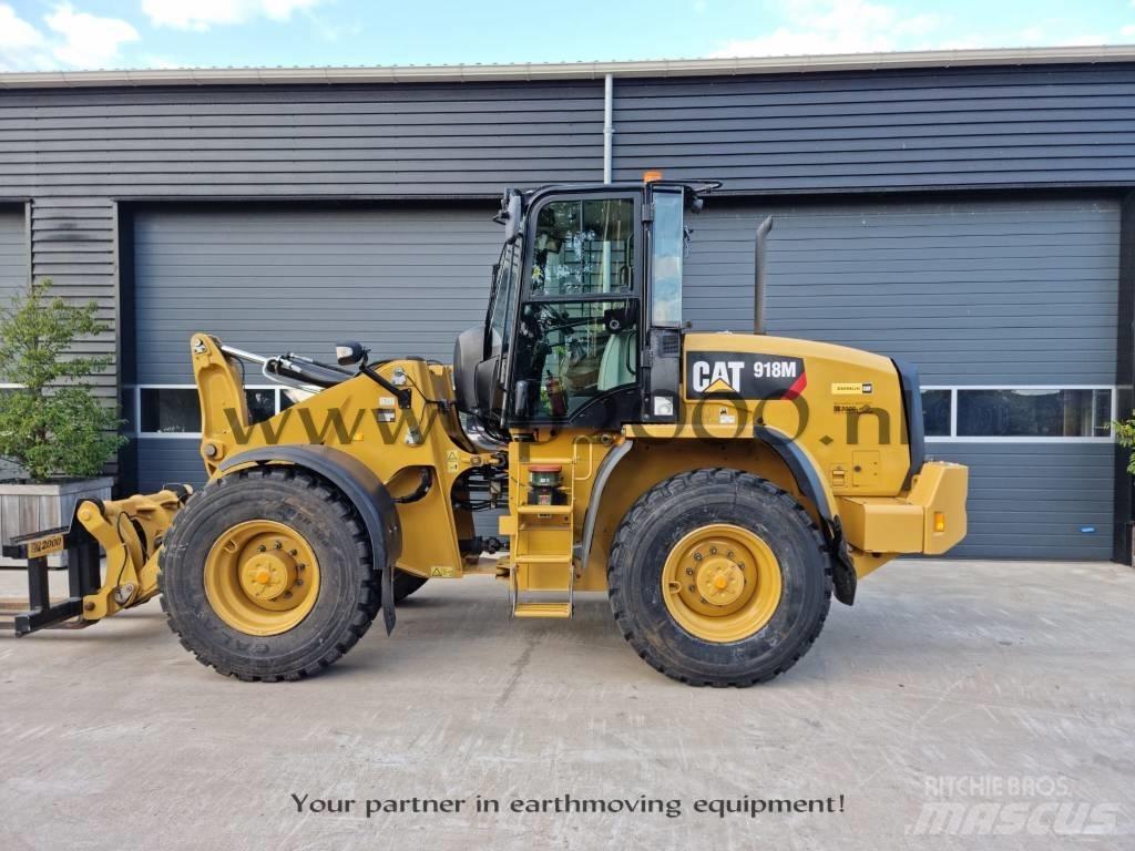 CAT 918 M Kolesni nakladalci