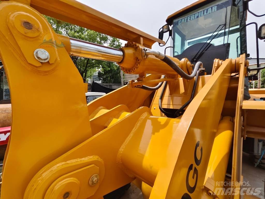 CAT 950GC Kolesni nakladalci