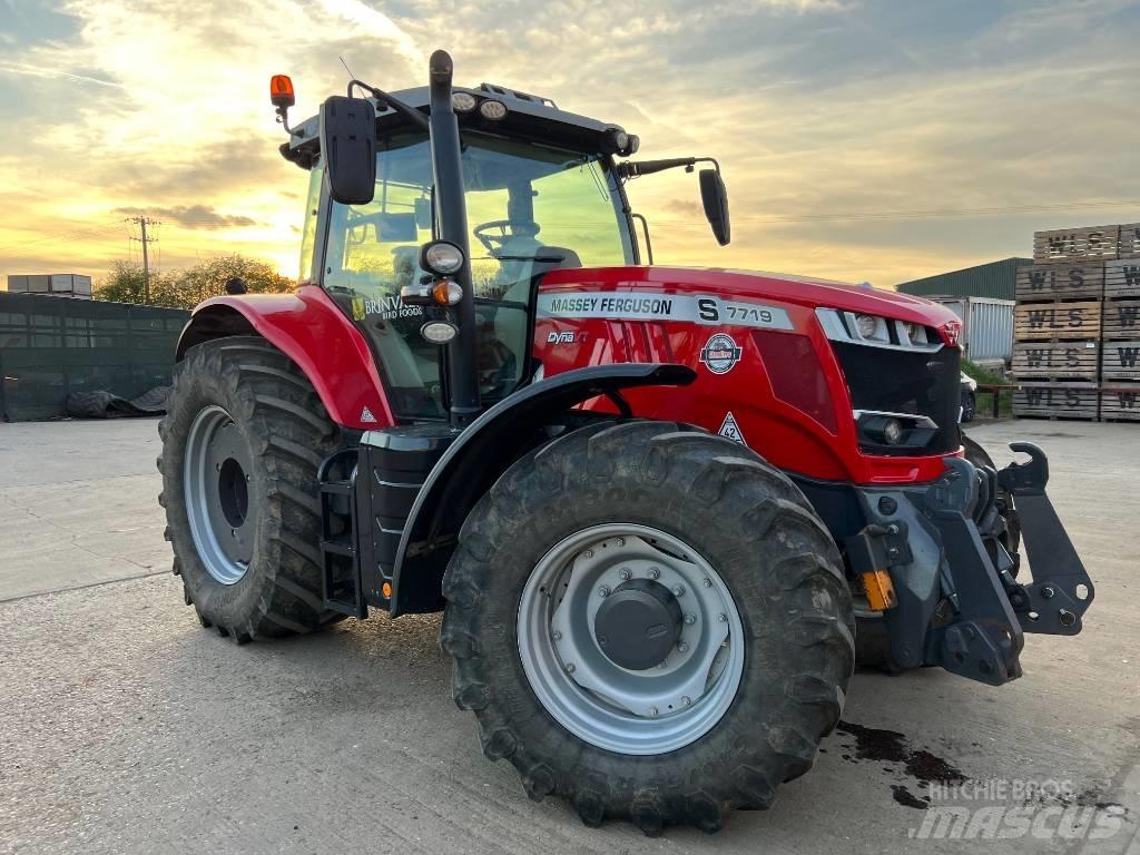 Massey Ferguson 7719 Traktorji