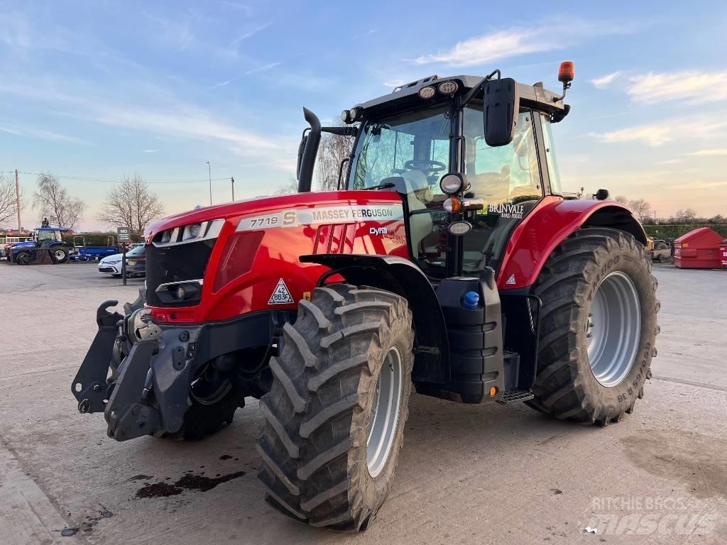 Massey Ferguson 7719 Traktorji