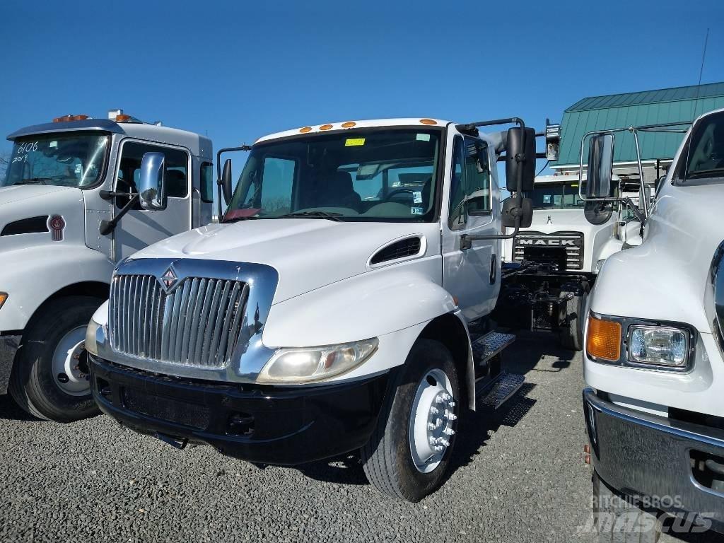 International 4400 Komunalni tovornjaki