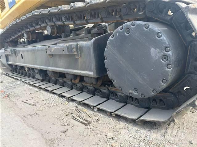 Komatsu PC 450 Bagri goseničarji