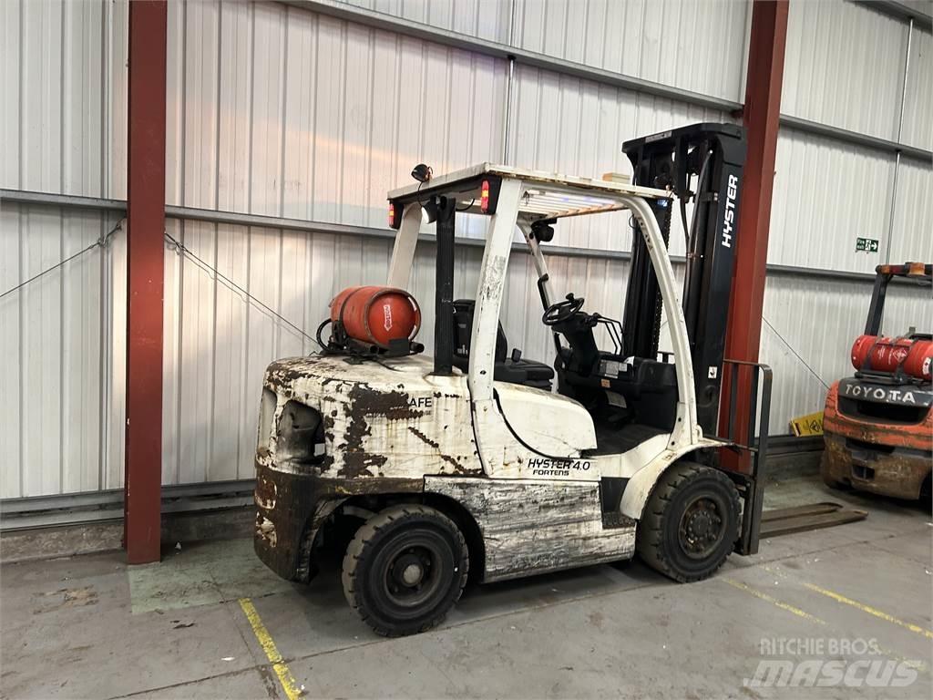Hyster H4.0FTS Plinski viličarji