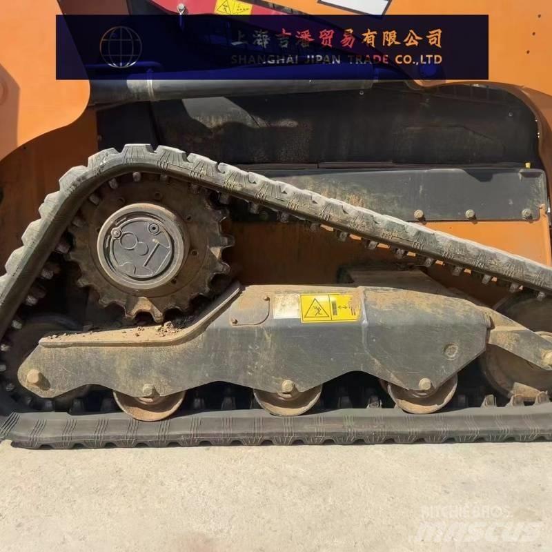 CASE TR 270 Skid steer mini nakladalci