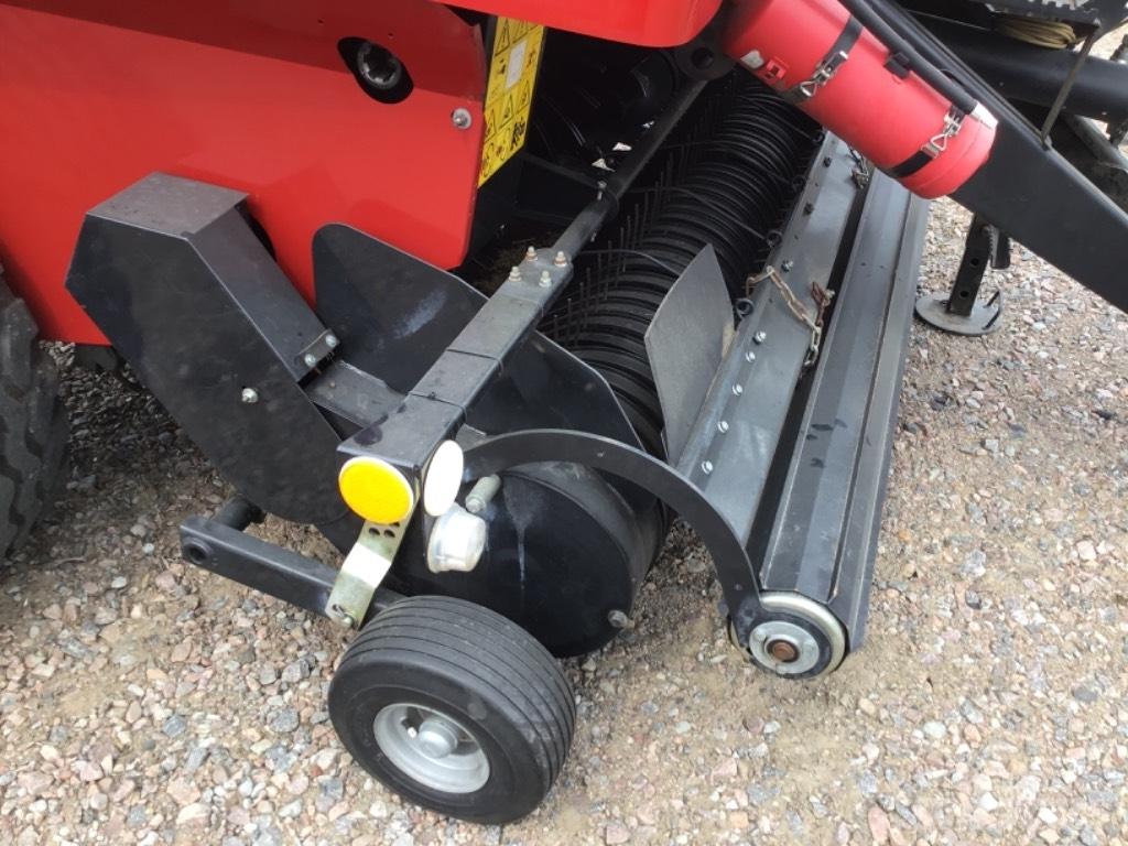 CASE RB 544 Balirke (okrogle bale)