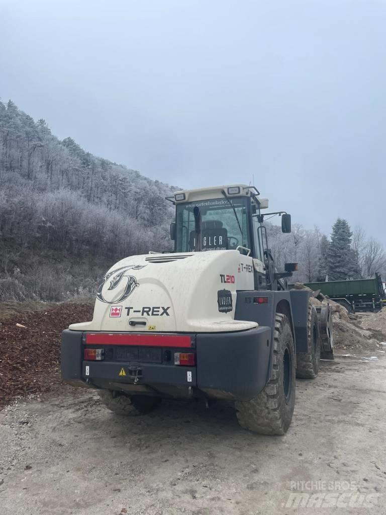 Terex TL 210 Kolesni nakladalci