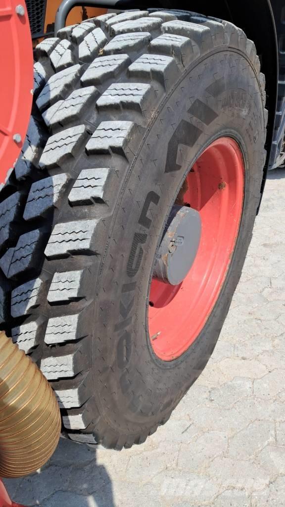 Fendt 722 Vario Traktorji