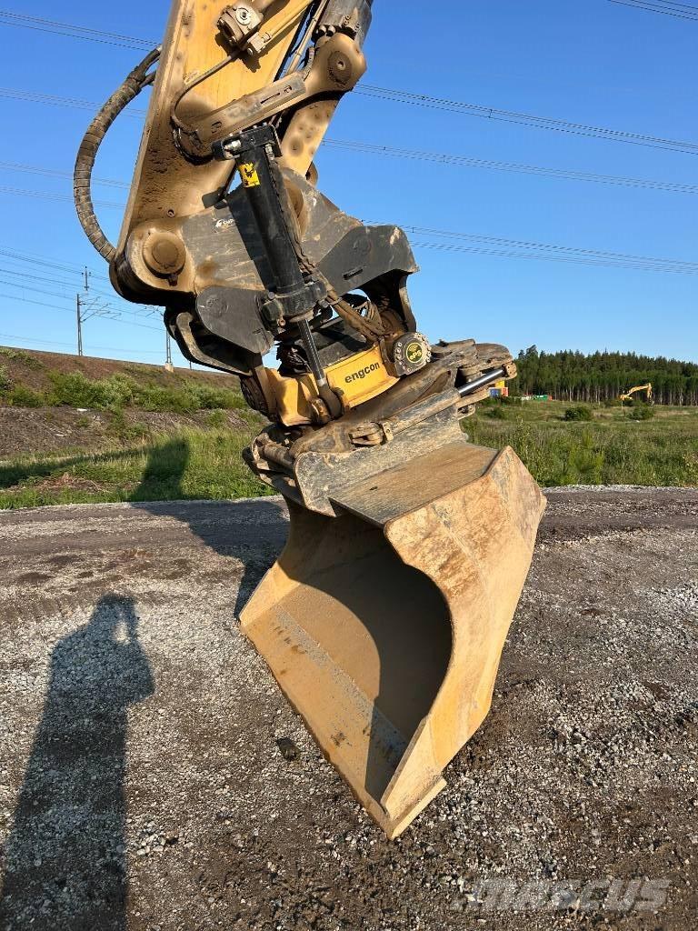 CAT 335 Bagri goseničarji