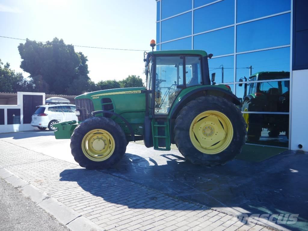 John Deere 6534 Traktorji