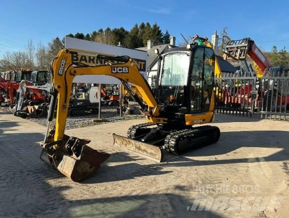 JCB 8026 CTS Mini bagri <7t