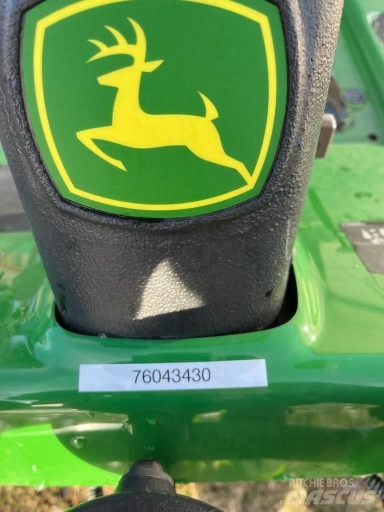 John Deere 7200 A Kosilnice za zunanji prostor