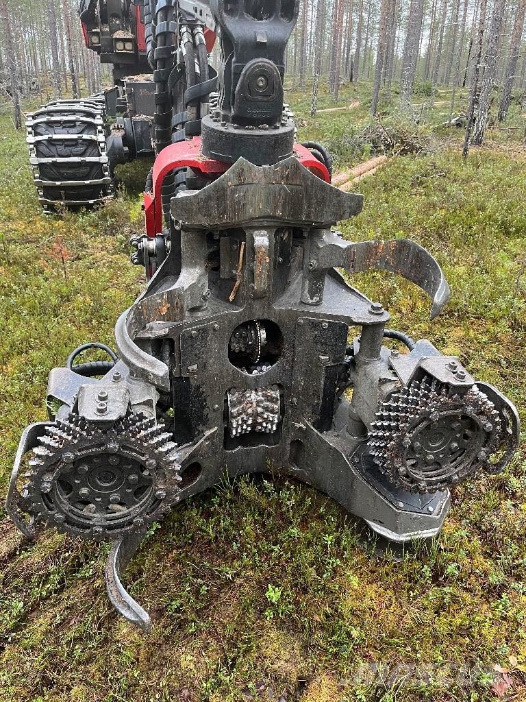 Komatsu 901 XC Harvesterji