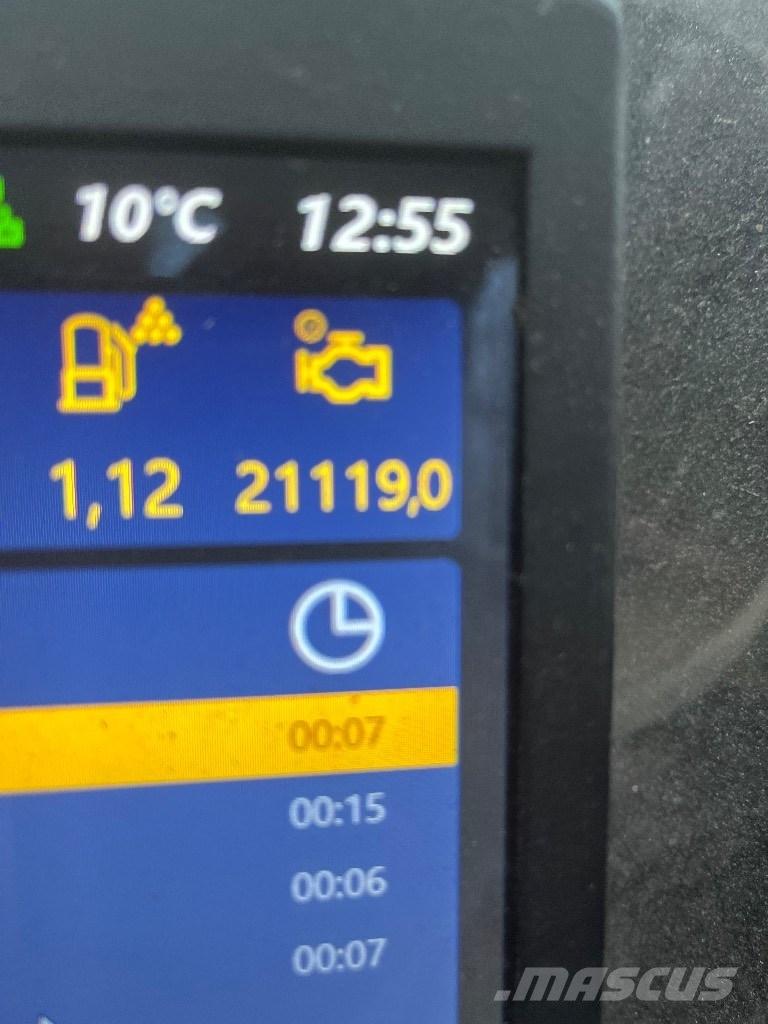 Komatsu 901 XC Harvesterji