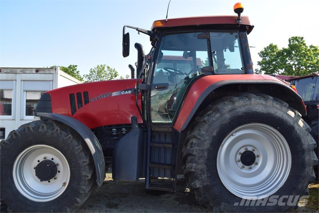 Case IH CVX 1155 Traktorji