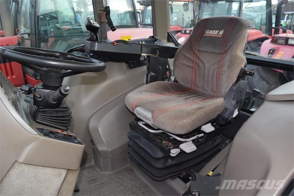 Case IH CVX 1155 Traktorji
