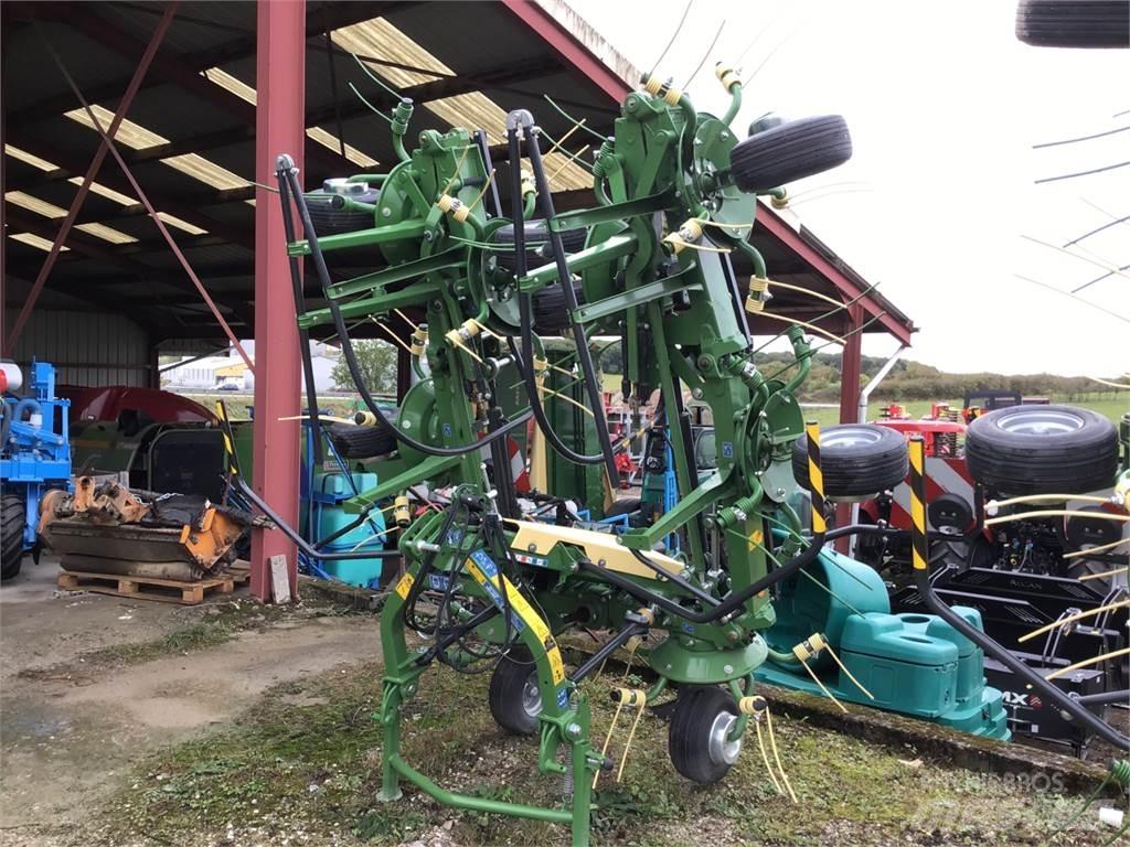Krone Vendro 820 Obračalniki in zgrabljalniki