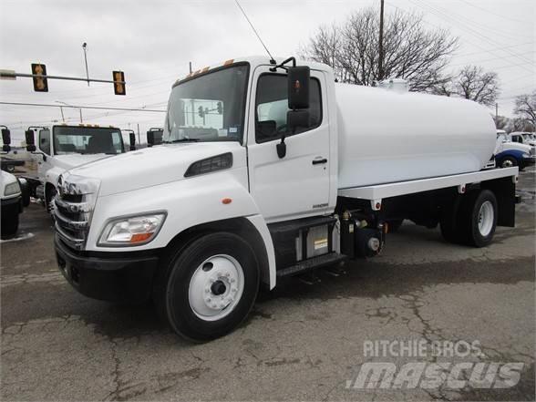 Hino 338 Vakuumski tovornjaki