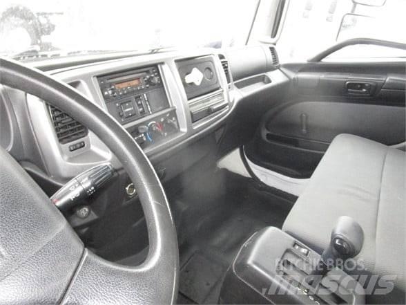 Hino 338 Vakuumski tovornjaki