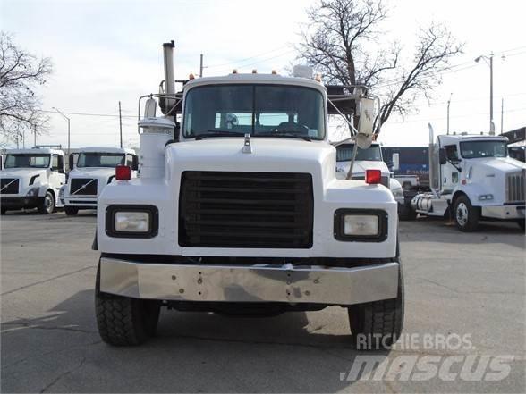 Mack RD600 Kotalni prekucni tovornjaki