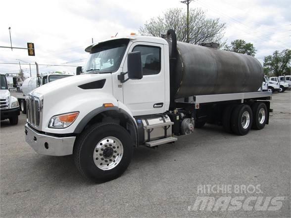 Peterbilt 548 Vakuumski tovornjaki