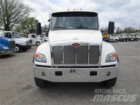 Peterbilt 548 Vakuumski tovornjaki