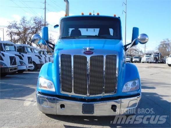 Peterbilt 579 Vlačilci