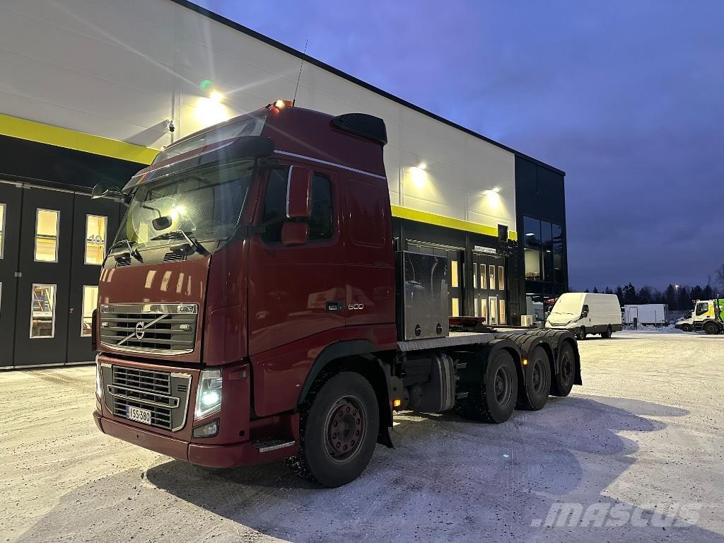 Volvo FH16 600 8x4*4 Vlačilci