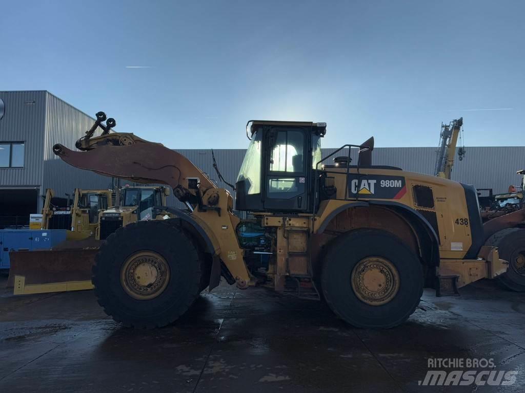 CAT 980M Kolesni nakladalci
