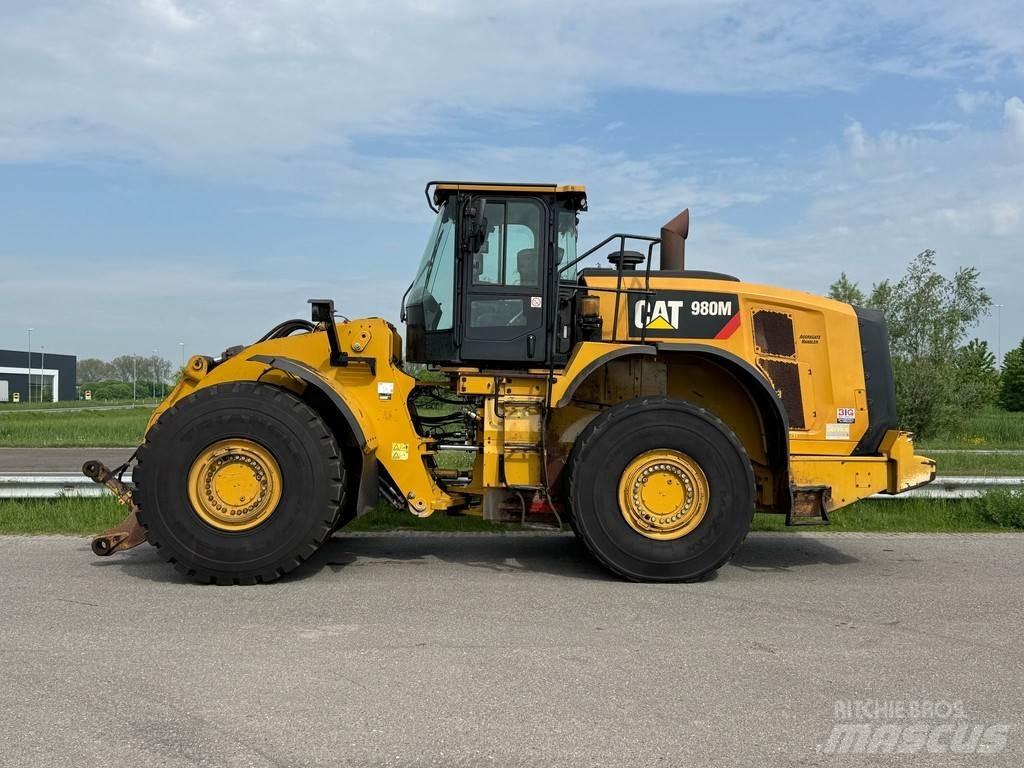 CAT 980M Kolesni nakladalci
