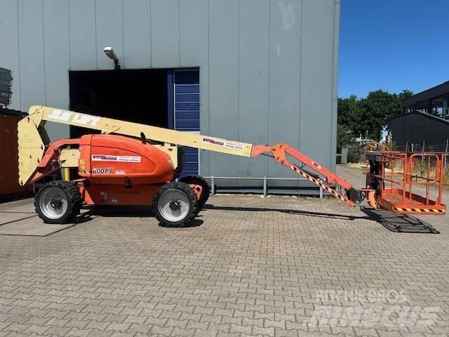 JLG 600 AJ Zglobne dvižne ploščadi