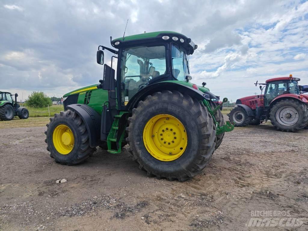 John Deere 7260 R Traktorji