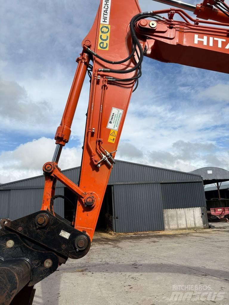 Hitachi 210LC Bagri goseničarji