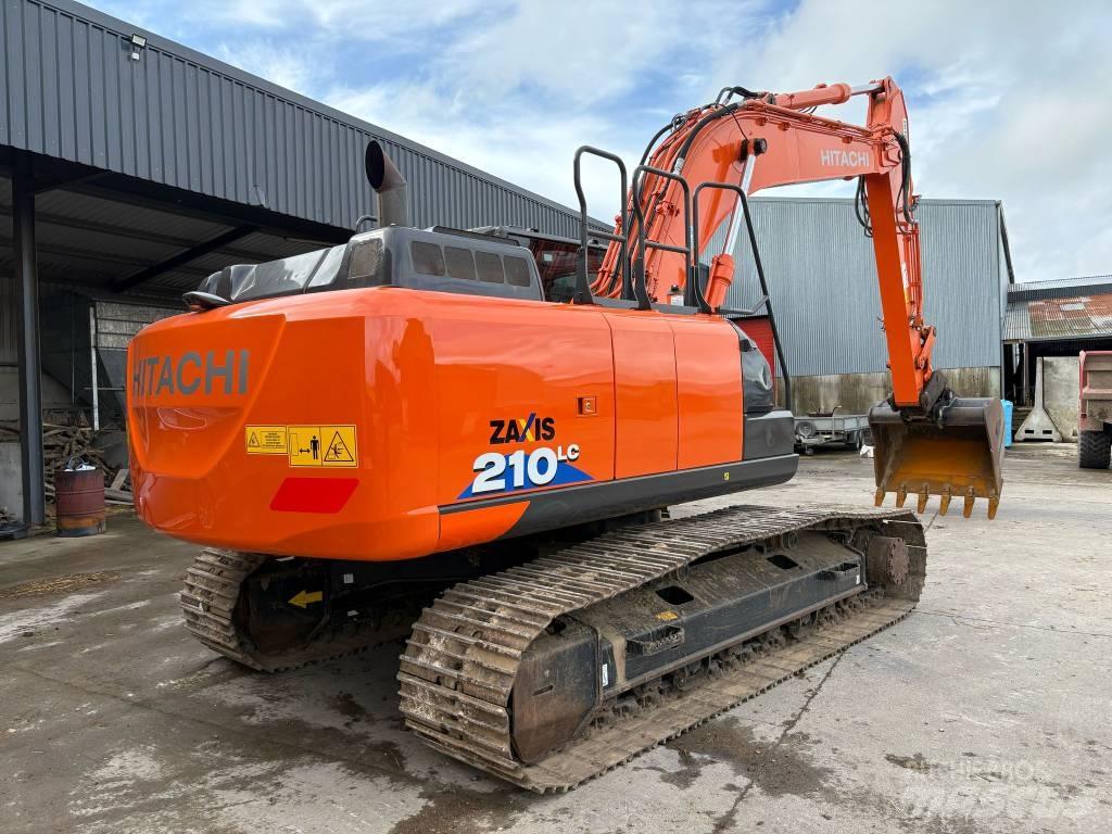 Hitachi 210LC Bagri goseničarji