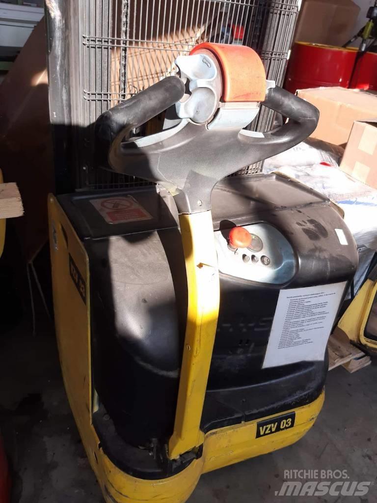 Hyster S 1.2 Ročni električni viličar