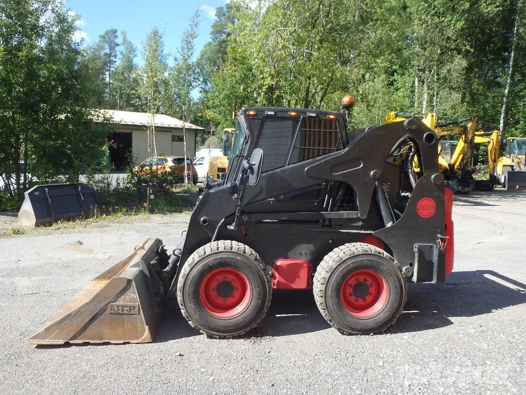 Bobcat S 300 Skid steer mini nakladalci
