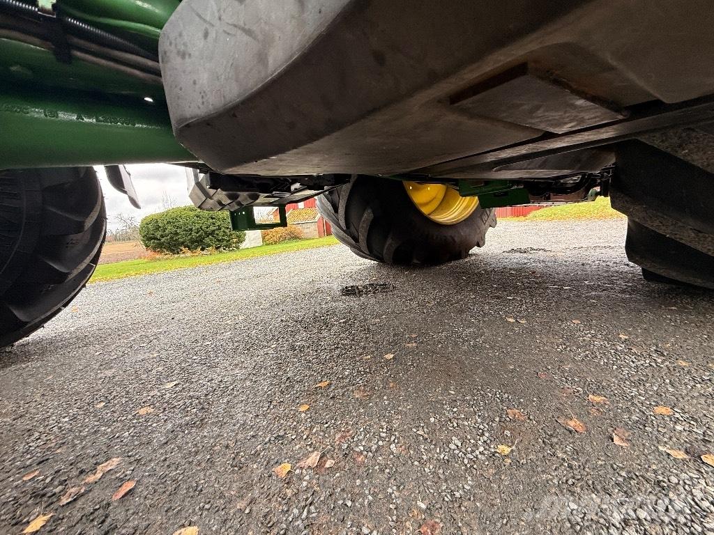 John Deere 6155 R Traktorji