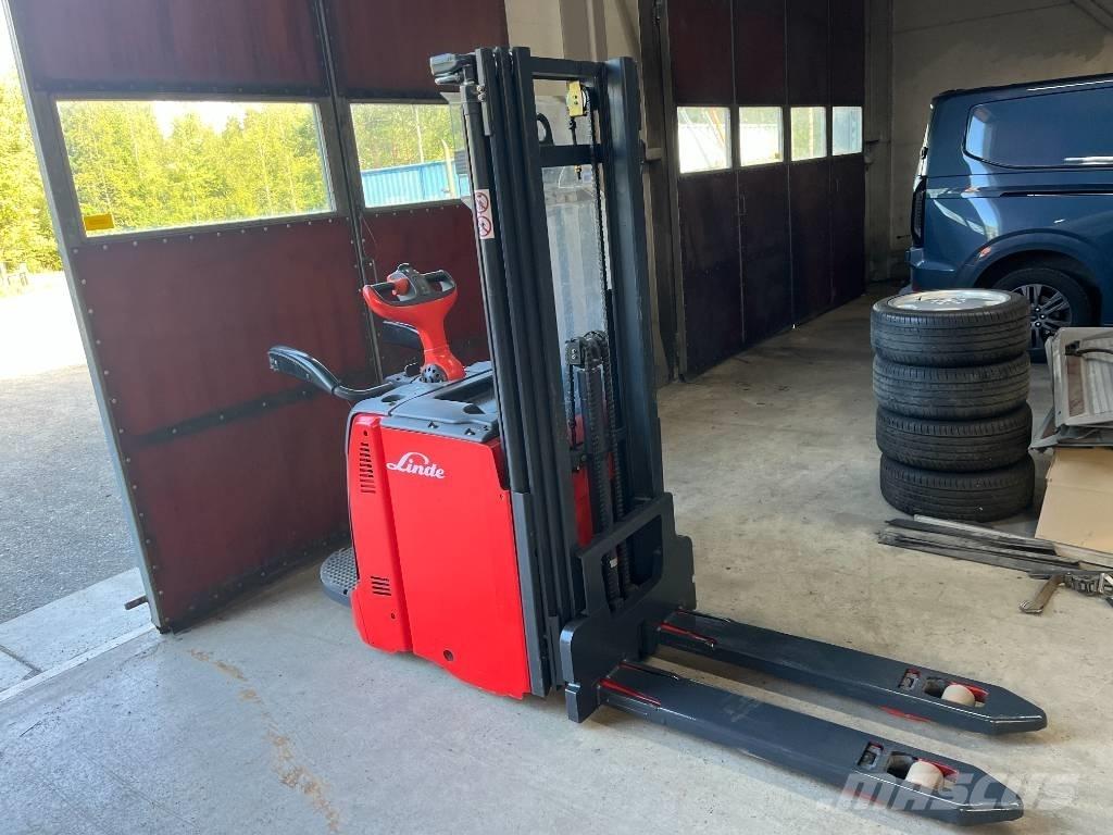 Linde D 14 AP Samopogonski ročni viličarji