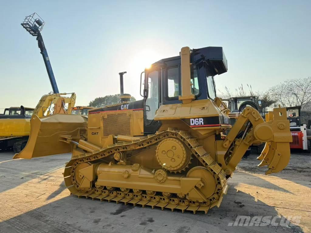 CAT D 6 R Buldožerji goseničarji