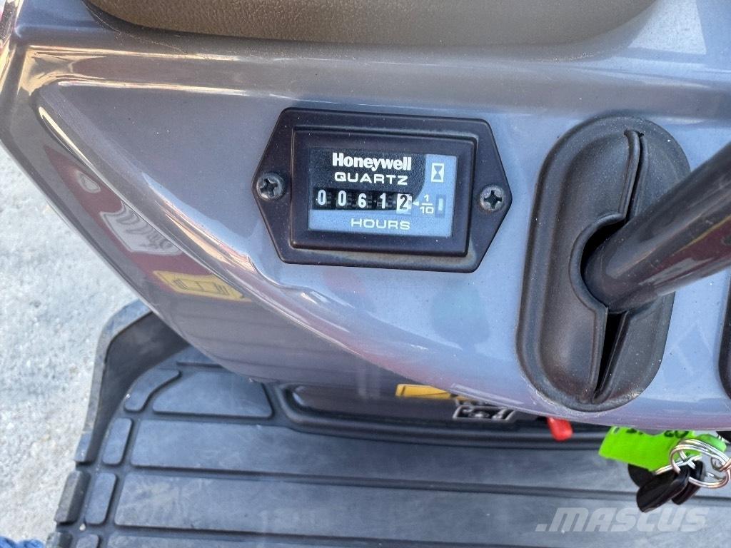 Yanmar SV08 (1D920) Mini bagri <7t