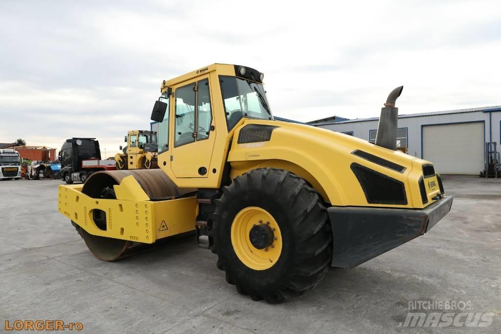 Bomag BW 216 D H-4 Enojni valjarji