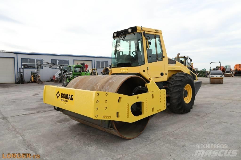 Bomag BW 216 D H-4 Enojni valjarji