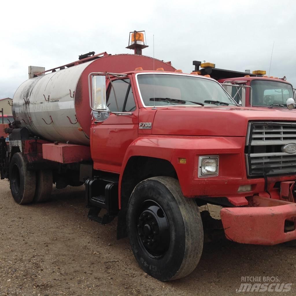Ford F 700 Avtomešalci za beton