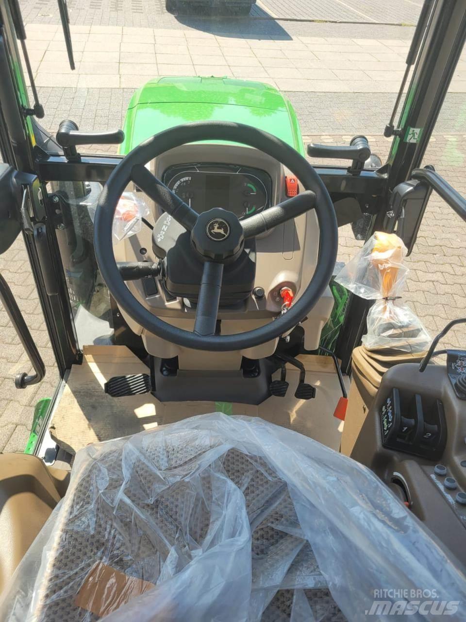 John Deere 5105GV Traktorji
