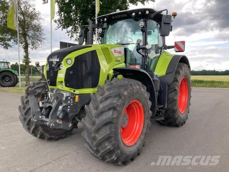 CLAAS AXION 810 Traktorji